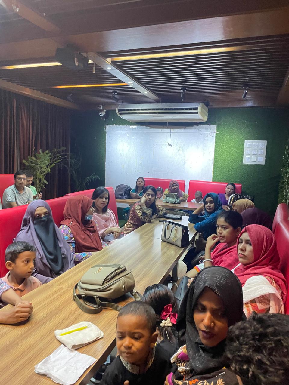 আলোচনা ও মত বিনিময় সভা